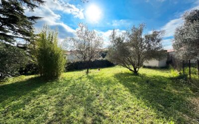 MAISON DE VILLE DE 97m2 + garage + cave +jardin de 500m2, 13012-Marseille : 529 000€